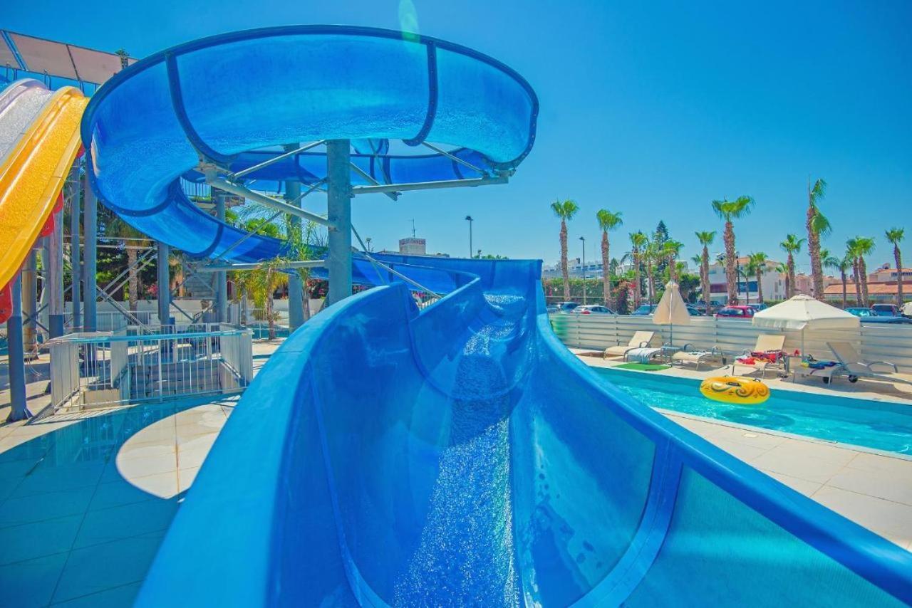 Anastasia Waterpark Beach Resort โปรทาราส ภายนอก รูปภาพ